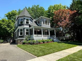 21 Mountain Ave, Maplewood, NJ 07040