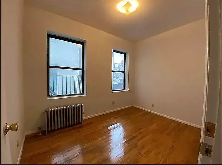 26 Thompson St #2A