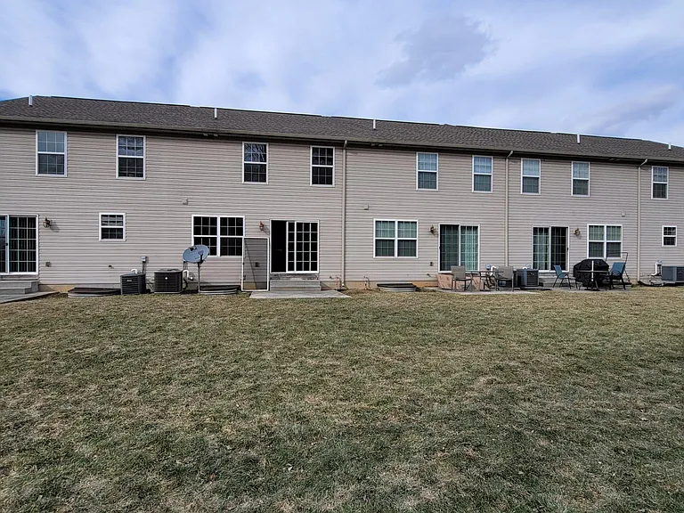 192 Old Schoolhouse Ln — Photo 18