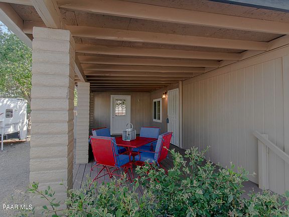 3rd image of 6284 N Wildhorse Dr