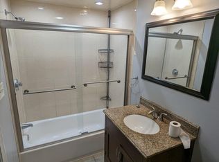 383 Alden St #1W, Fall River, MA 02723