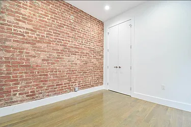 Rented by Benyamin Fattakhov, LREB