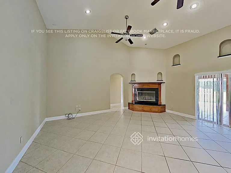 19727 Sabal St — Photo 6