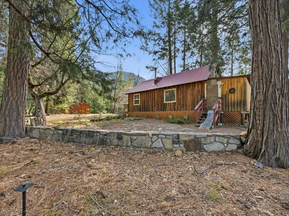 38 Valhalla Ln, Sierra City, CA 96125