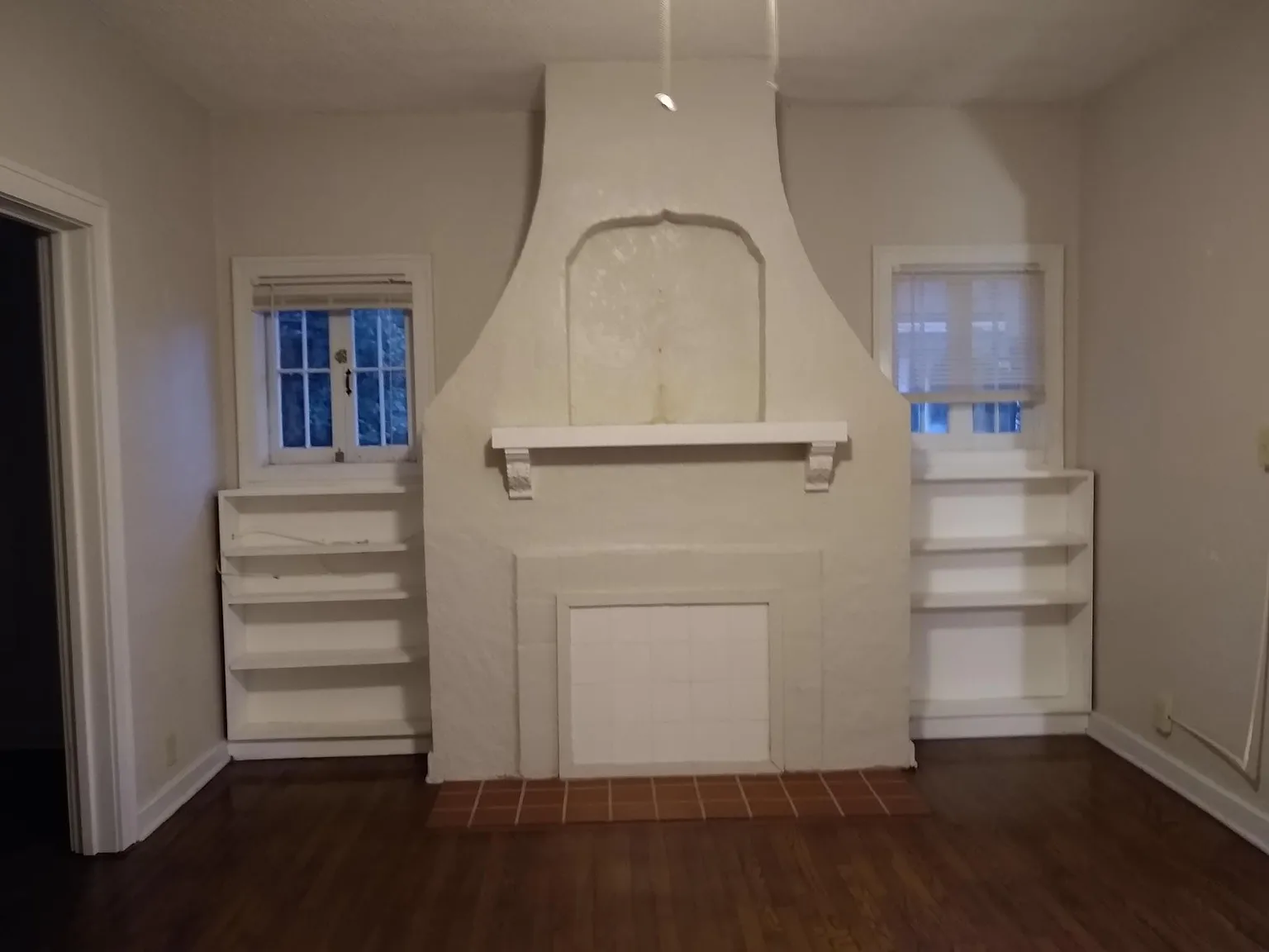 2 bed, 1272 sqft, $1,800 — Photo 2