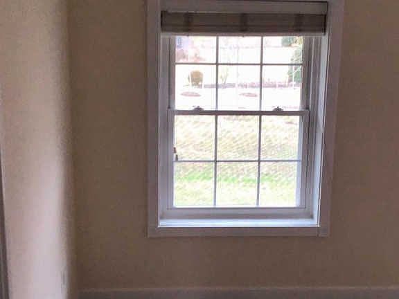 5th image of 5910 Oak Twin Ct APT C