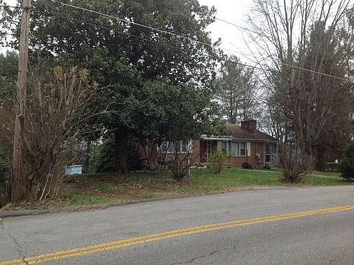 1st image of 120 Grove Park Dr
