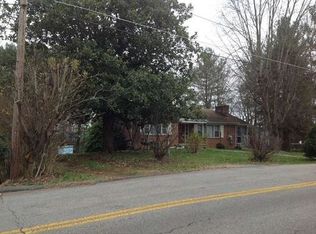 120 Grove Park Dr, Bristol, TN 37620