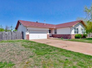 2628 W Hadden Ave, Wichita, KS 67217