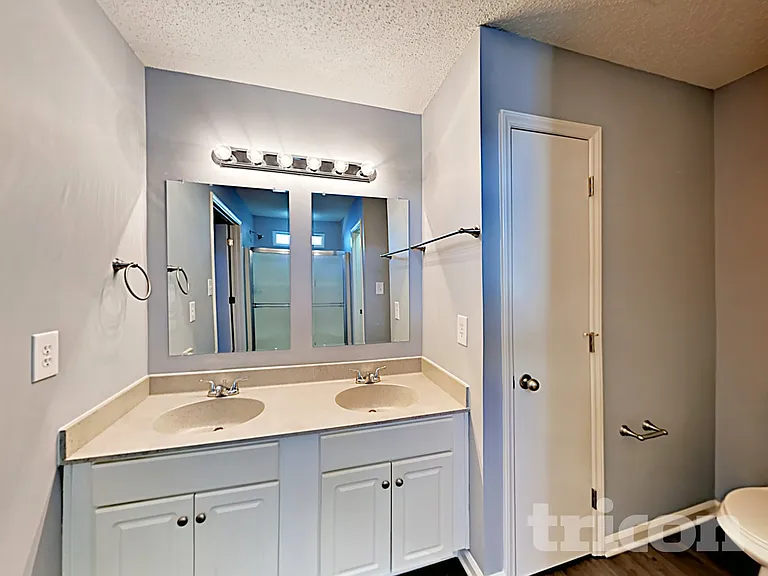 10334 Creswell Ct — Photo 9
