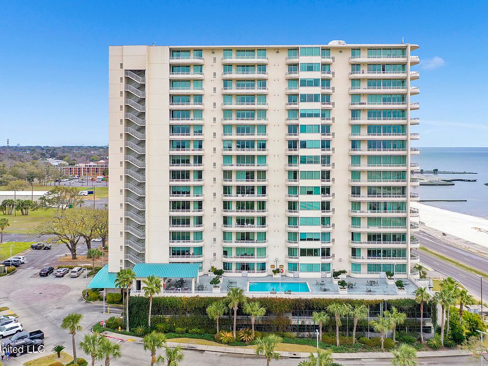 1st image of 2060 Beach Blvd Unit 102