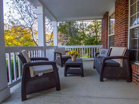 4th image of 5816 Chiddingstone Ln
