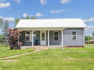 407 E Clark St, Montezuma, IA 50171