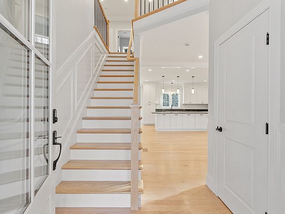 4th image of 3 Gore Rd