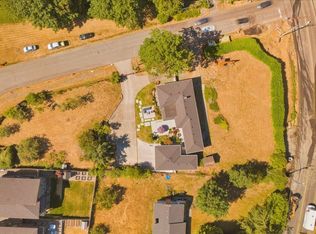 2565 Departure Bay Rd, Nanaimo, BC V9S 3W2