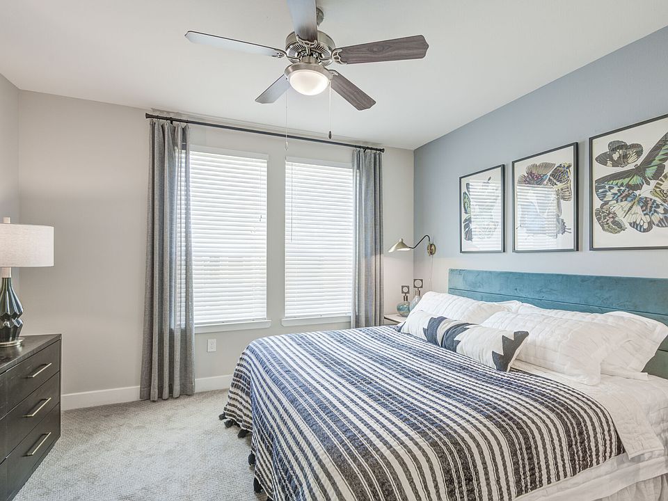 The Link at Twin Creeks apartments community photo