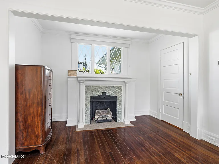 211 Cedar Ave — Photo 35