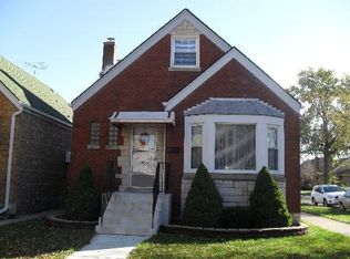 3701 N Sayre Ave, Chicago, IL