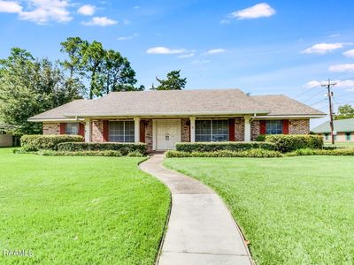909 Robert Lee Cir, Lafayette, LA, 70506
