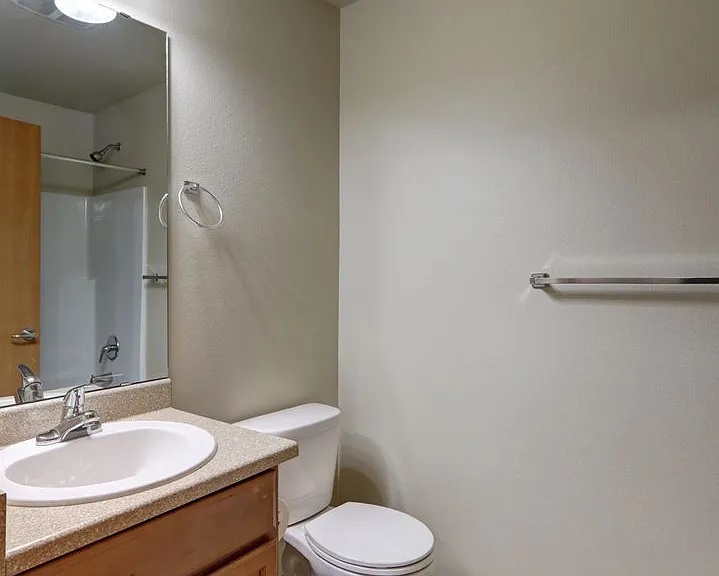 DubSea Apartments — Photo 12