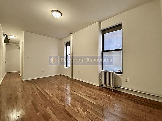 5th image of 1270 1st Ave #33E