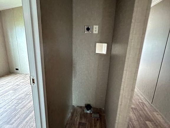 5th image of 109 West Business Hwy #83-G21