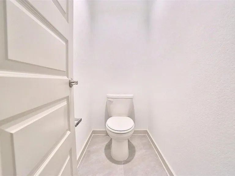 3810 Lila Lake Ln — Photo 15