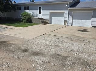 211 S Center St, Tilden, NE 68781