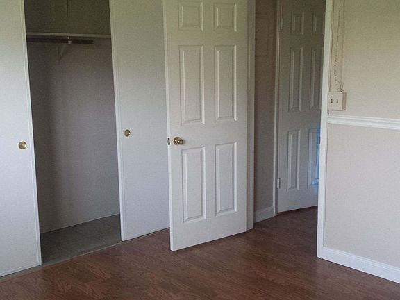 5th image of 1920 NE 51st Ct APT 106