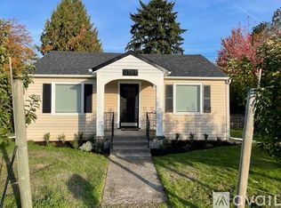 2701 P St, Vancouver, WA 98663