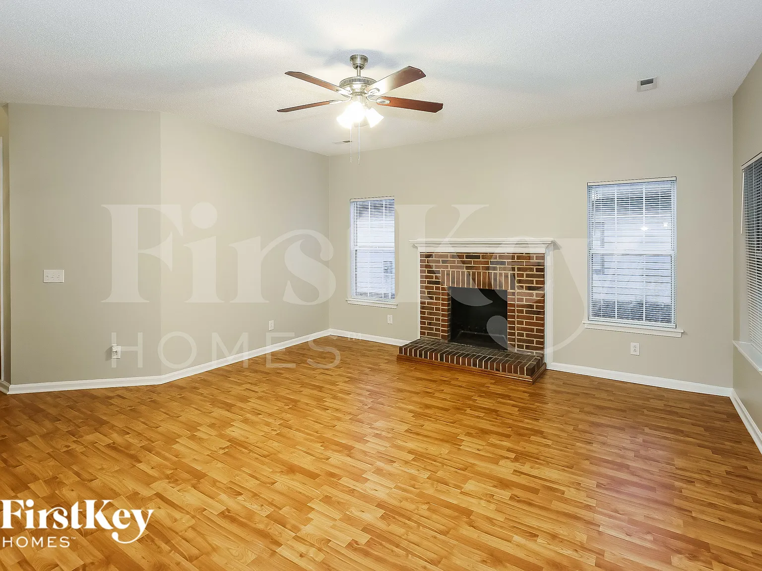 4 bed, 2.5 bath, 2151 sqft, $2,605 — Photo 4