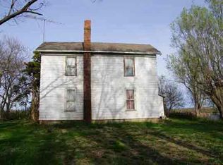 1223 260th St, Hiawatha, KS 66434