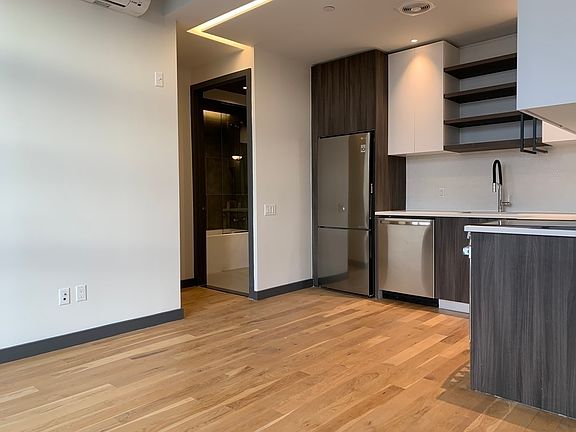 2nd image of 90 Linden St #542