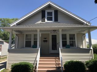 929 S 22nd St, Manitowoc, WI 54220