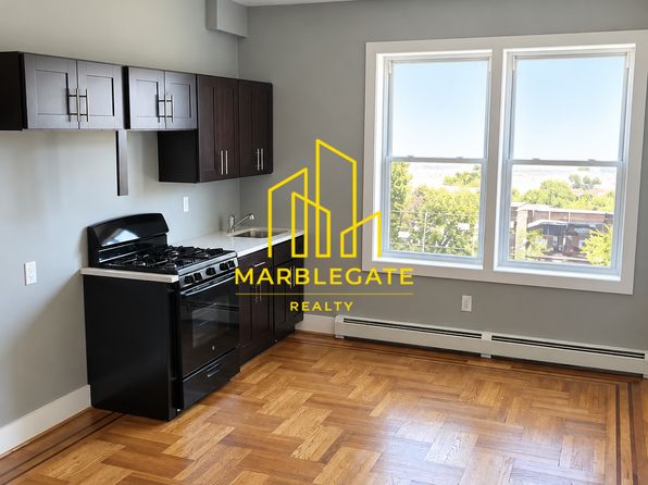 901 Bergen St #33B