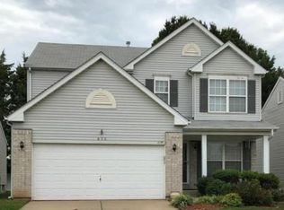 476 Fortress Ct, Saint Charles, MO 63303