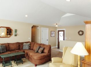 1786 E Stewart Rd, Midland, MI 48640