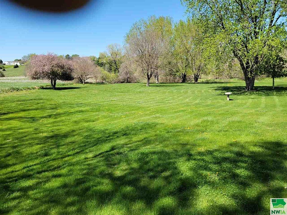 2nd image of 1807 Glen Ellen Rd