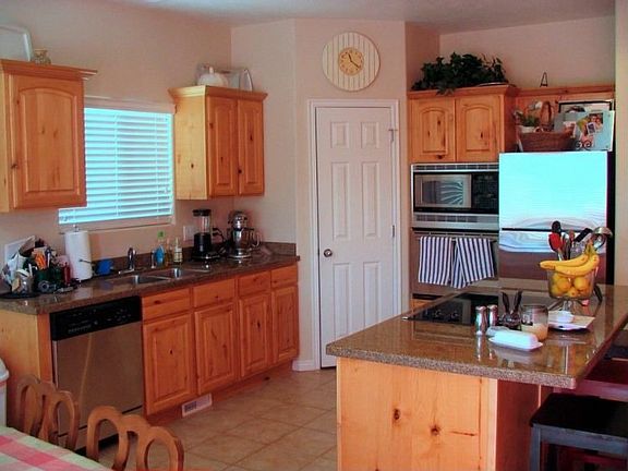 4th image of 4047 N Rivermist Ln