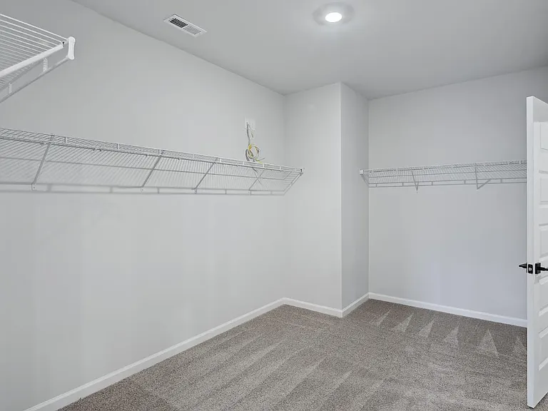 118 Huffman St — Photo 4