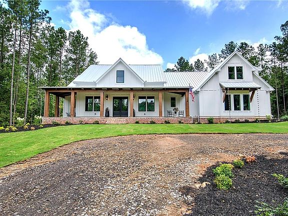 2nd image of 349 Morgan Rd