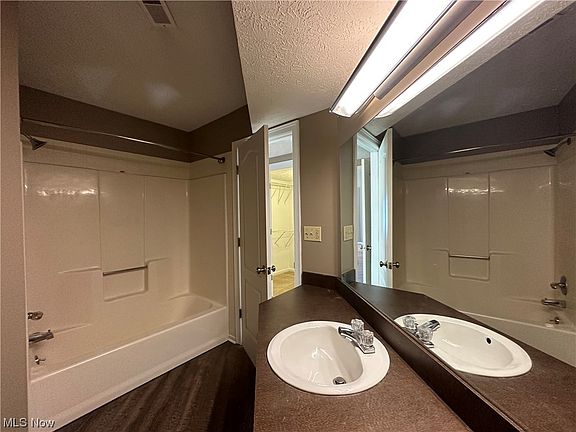 4th image of 344 Village Pointe Dr #3C