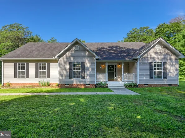 288 Roni Ln, Louisa, VA 23093