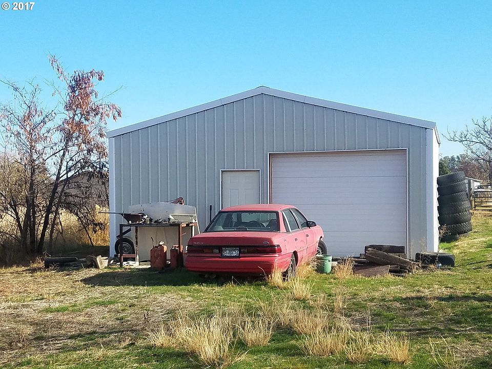 2nd image of 80216 Rayton Ln