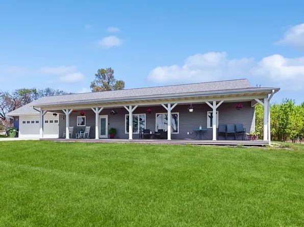 17998 Xavier Ave, Granger, IA 50109