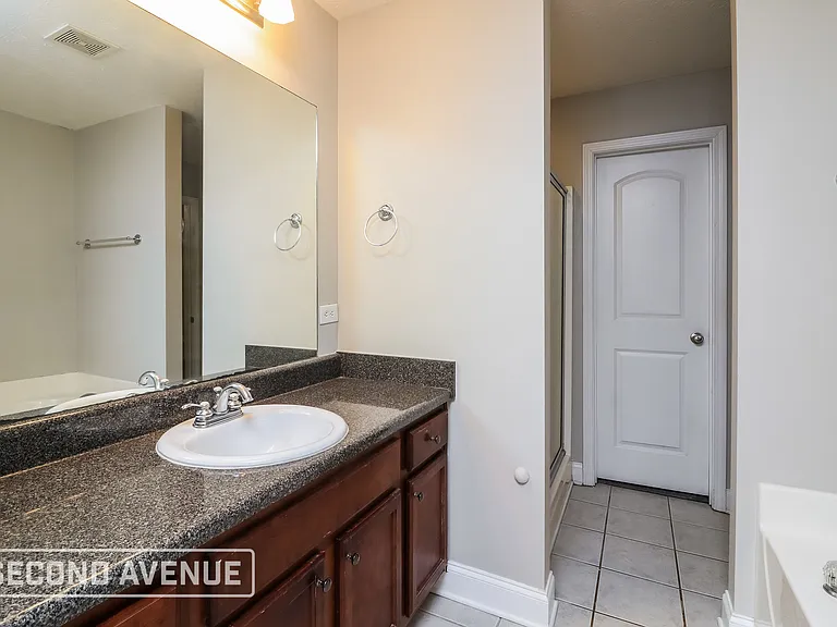 273 Patriot Dr — Photo 17