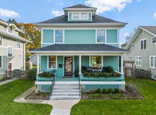116 N Columbia St, Naperville, IL 60540