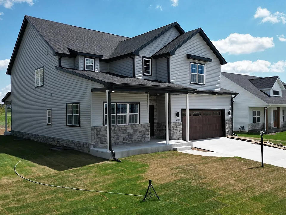 1306 Roberto Rd
