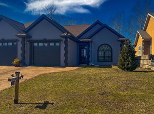 7 Bona Cres, Enfield, NS B2T 0B1