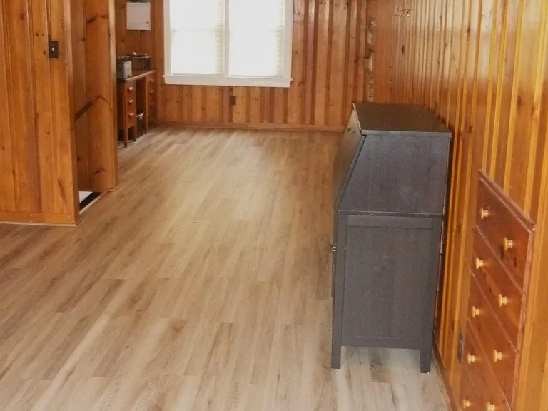 1729 Deer Park Ave — Photo 15